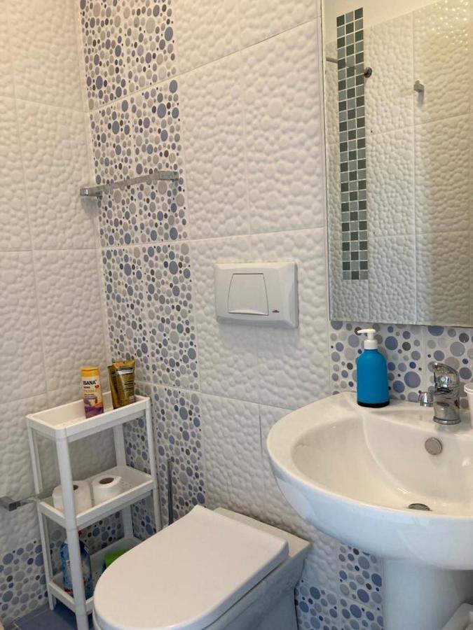 Aldi'S Guest House Vlorë Eksteriør billede
