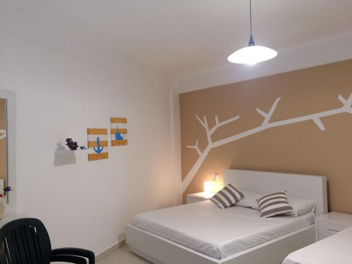 Aldi'S Guest House Vlorë Eksteriør billede